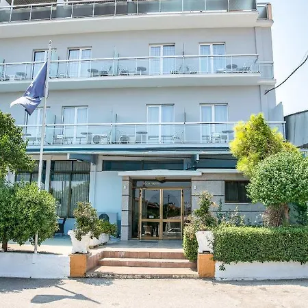 Hotel Telis Aigio